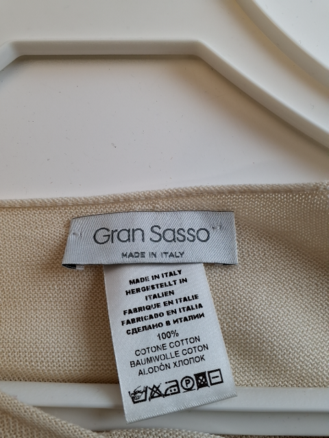 Gran Sasso strikbluse